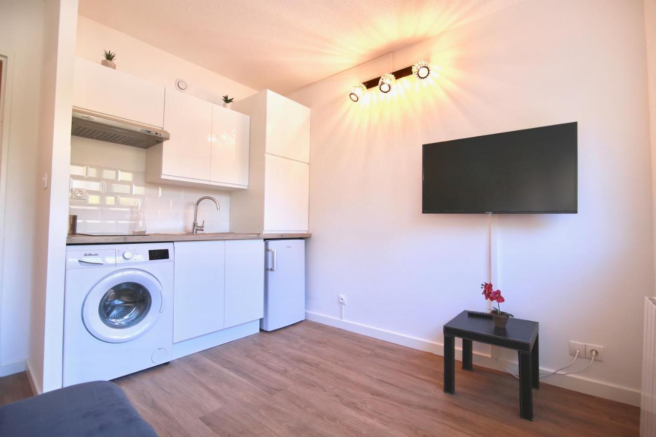 Les Hibiscus Apartment Saint-Mandrier-sur-Mer Bagian luar foto